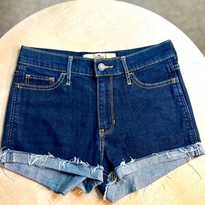 Hollister High Ruse Short Shorts Size 3